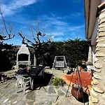 Grande Proche De La Villa