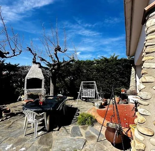 Grande Proche De La Villa